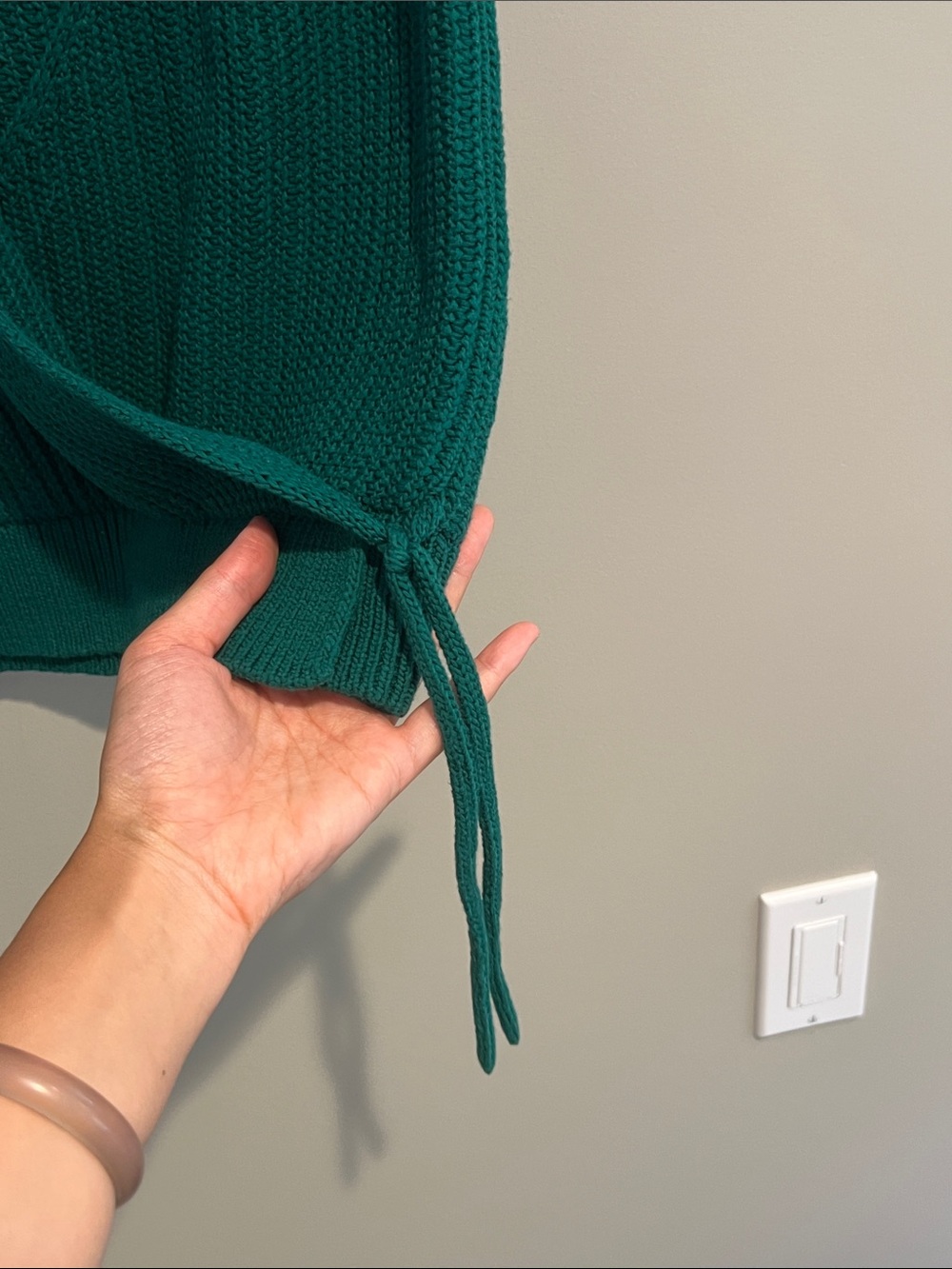 Vince Low Back Cropped Knit Tank Top - Picture 3 of 4